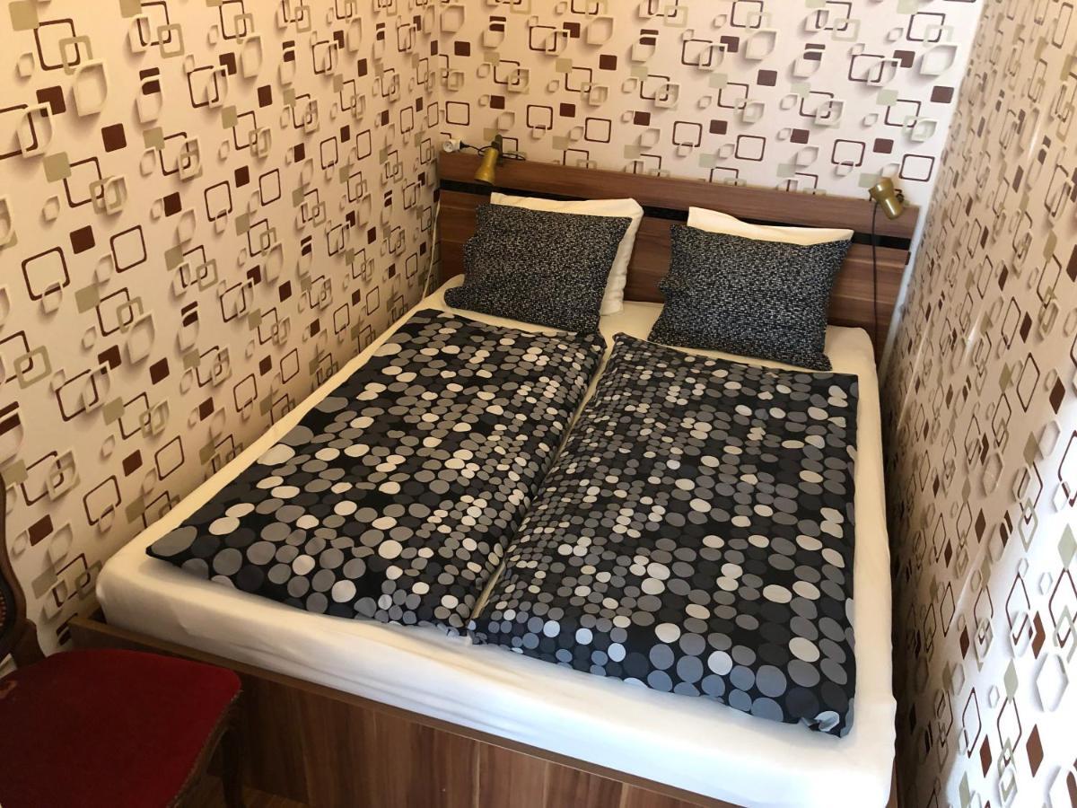 Home Away Main Square Apartment 波普拉德 外观 照片